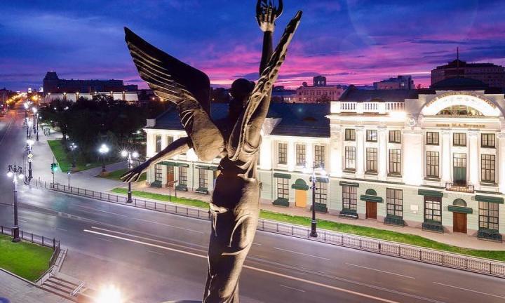 Ведущий Алексей Пивоваров назвал Омск городом недели