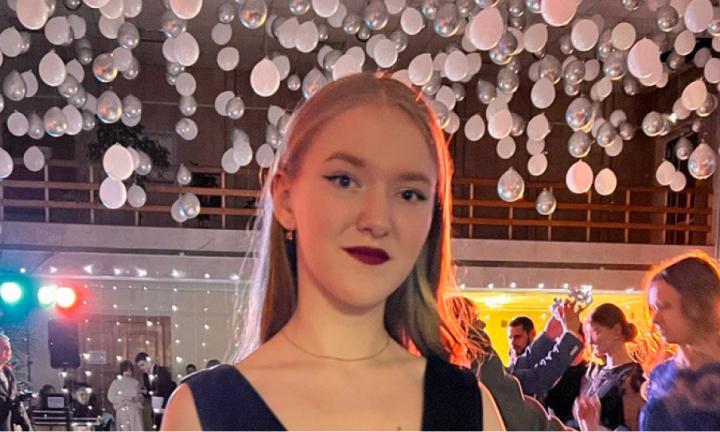 «Персонажей из американских комедий тут не замечаю»: омские студенты о том, как учатся и чем живут