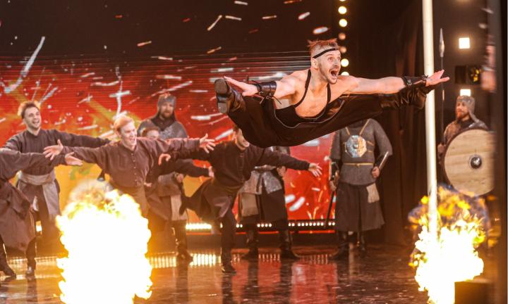 Миллион дружине Ермака: Омский хор стал победителем конкурса «Страна талантов» на НТВ