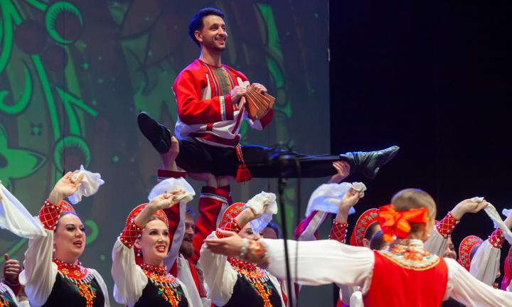 AR-шоу, мастер-классы и ведущая площадка страны: Омский хор вернулся с больших гастролей