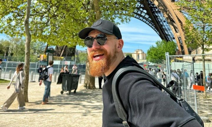 Париж, Грузия и шашлыки: где после трудного сезона отдыхали игроки «Авангарда»