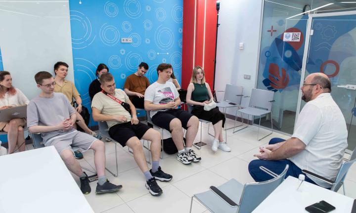 Летняя школа технологического предпринимательства начала работу в «Точке кипения – Омск»