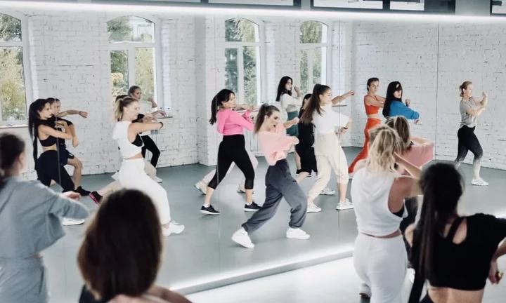 В центре города открылся новый танцевальный клуб