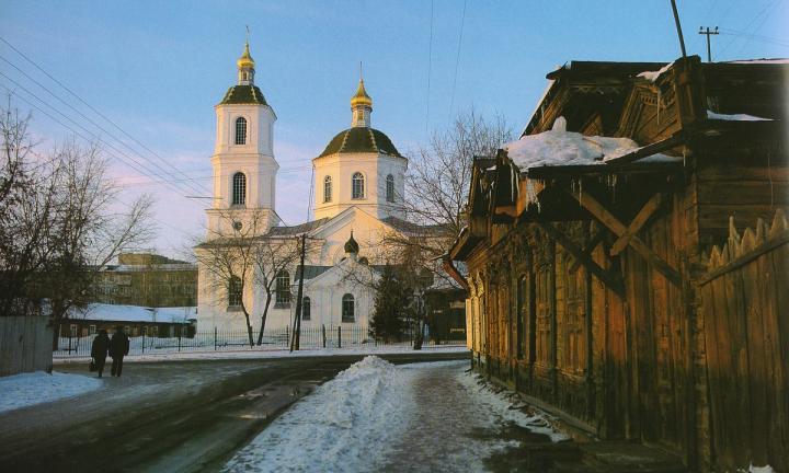 В Омске защитили кирху и гаупвахту