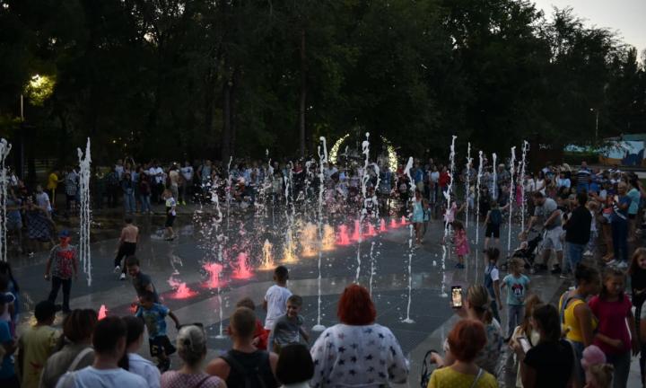 Светомузыкальный фонтан в парке 30-летия ВЛКСМ начнет работать с начала мая
