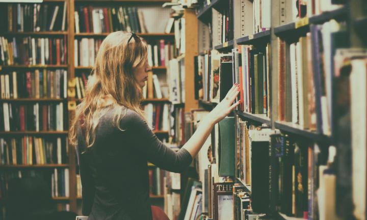 Закрытая библиотека музея имени Врубеля станет публичной