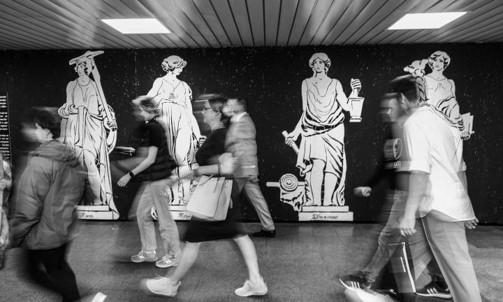 Вакансия дня: «Проект М» ищет помощников для монтажа выставки в метропереходе