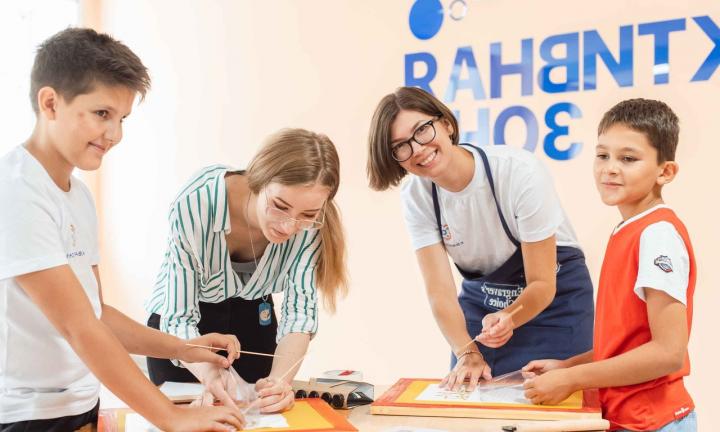 Экологичное творчество: омский технопарк прививает детям любовь не только к прекрасному, но и к планете