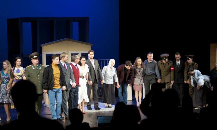 В «Галёрке» показали пьесу омича о мистическом советском танке