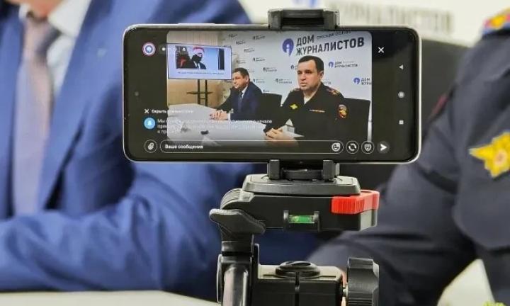 Праздничная ловушка. Эксперты рассказали, как новогодняя суета и эмоции делают нас добычей мошенников