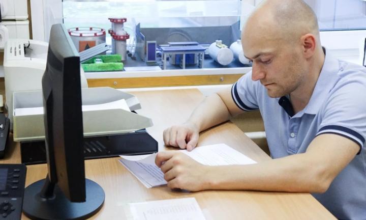 Учёные Омского политеха разработали пневматическое оружие с ударным разгоном пули и догоняющим сжатым воздухом