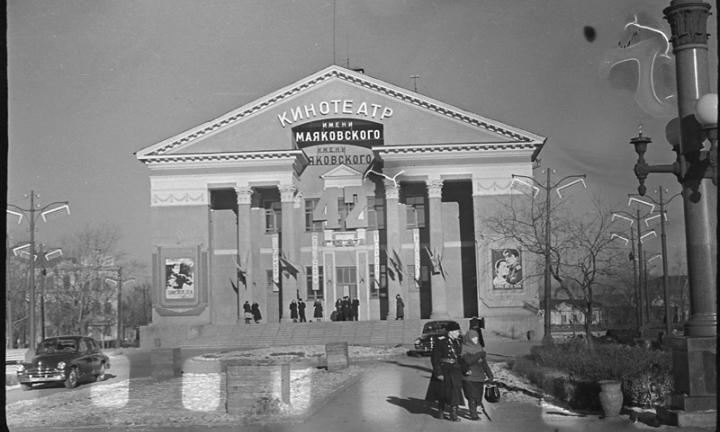 Широкий экран и новое дыхание омского кинотеатра Маяковского