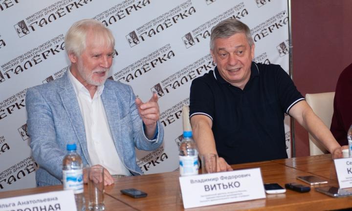 «Омский зритель – тот, о котором можно мечтать». В «Галёрку» с гастролями приехал белорусский театр