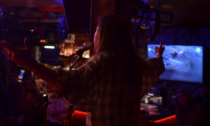 «Литературная гостиная» в Петербурге: опыт омских авторов