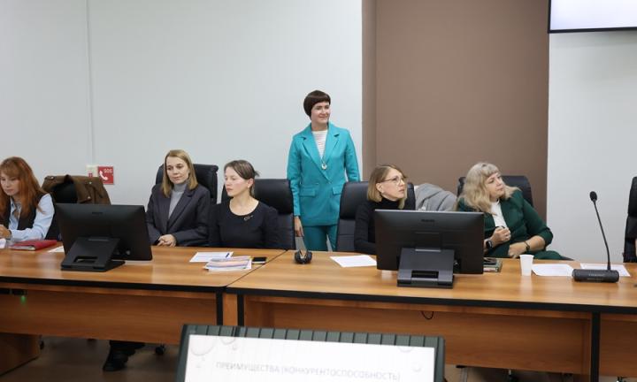 «Карта маленьких побед», фотошкола 60+ и «Узор с историей»: социальные проекты для Омской области