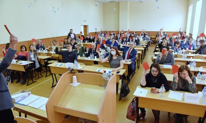 В ОмГУ им. Достоевского хотят объединить факультеты и кафедры. Публикуем полный список