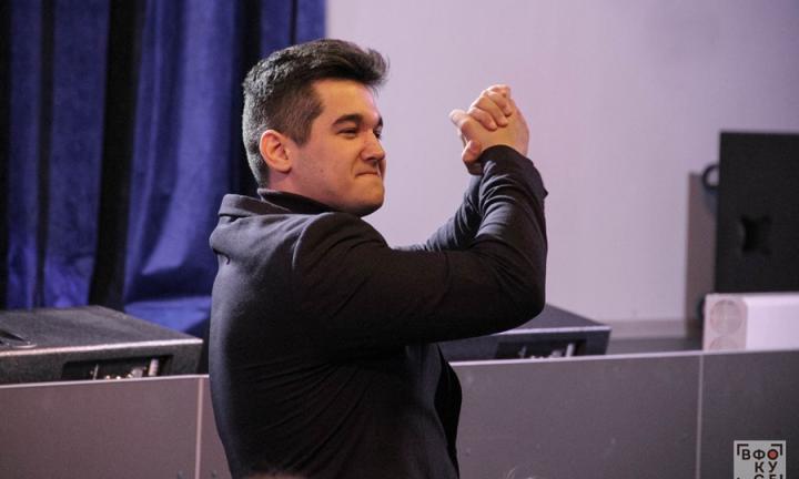 «В новом созыве меня нет, но я всё равно лидер». История омского студента, которого не взяли в областное правительство