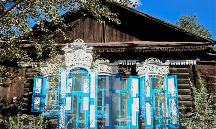 «Во фрактал я запихивал всё». В Омске открылась выставка художника Игоря Николаева «Природа происхождения»