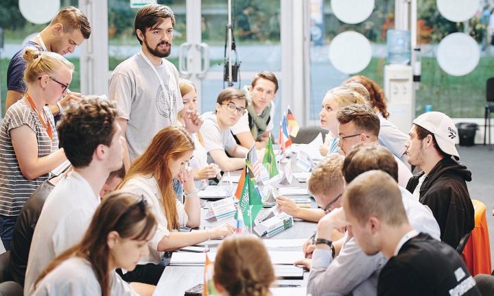 Омское отделение Российского общества политологов приглашает на свой первый кейс-турнир 