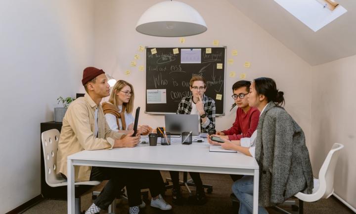 Студенты Политеха представили проект сайта для повышения квалификации специалистов в сфере недвижимости