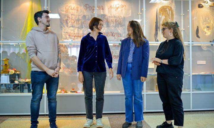 О роли женщины в обществе через искусство