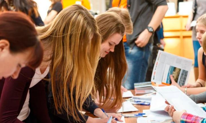 Новые правила поступления в вузы: больше специальностей, но и требований, отмена второй волны