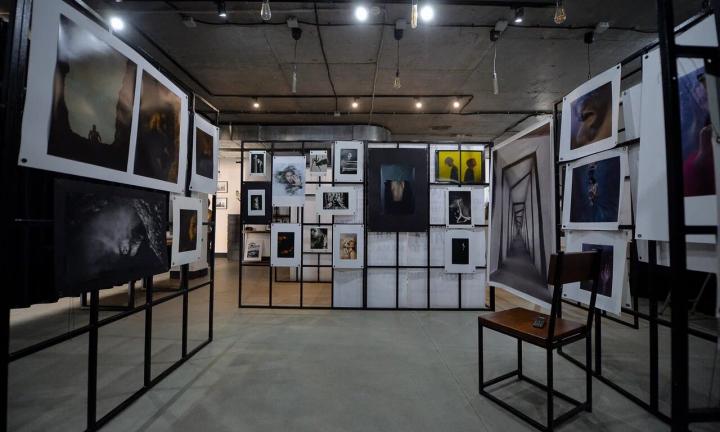 Попытка преодолеть страх: первая выставка в галерее «Путь»