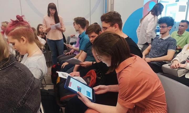 Настолки, фуд-корты и ресторан для интровертов: какие бизнес-идеи разработали студенты ОмГУ