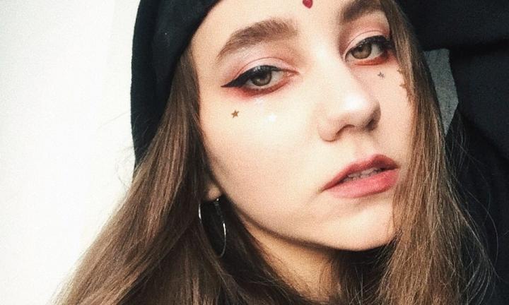 Омичка записала трек с питерским исполнителем
