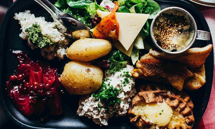 #ЭТнОВКУСНО: омичей приглашают принять участие в кулинарном челлендже