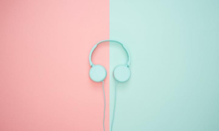  Какую музыку этой весной слушали в Омске?