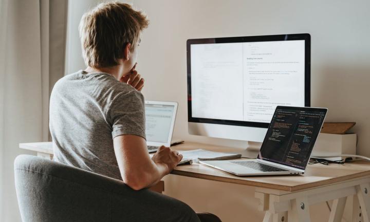 Вакансия дня: стажёр в международной команде разработчиков Deeplay.