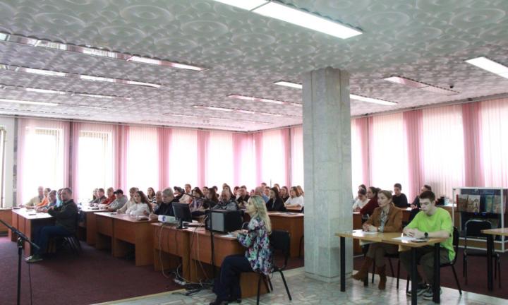 «Туши» вместо «души», «пивень» вместо «бивень»: в Омске подвели итоги Тотального диктанта
