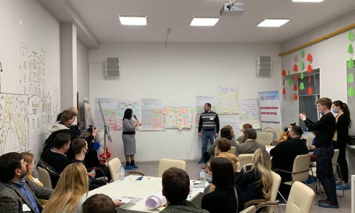 «Тихое, комфортное место»: пожелания омичей к благоустройству территории от Краеведческого музея до Концертного зала