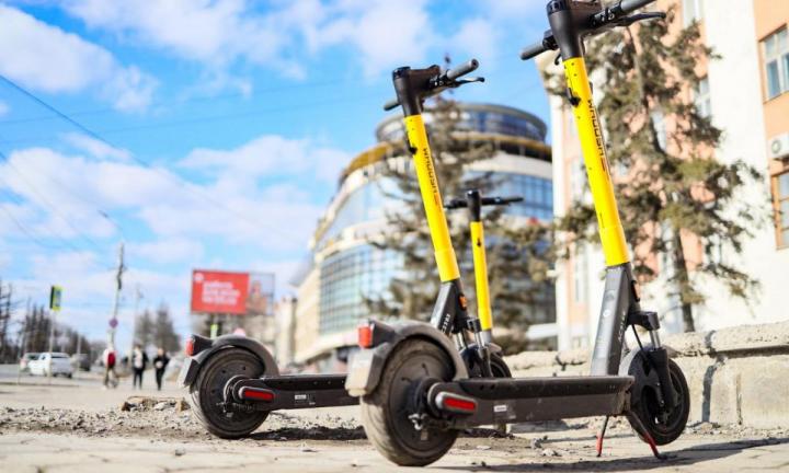 За 2,5 месяца омичи проехали на самокатах более 500 тысяч километров