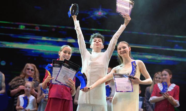 Непростые движения: омичи забрали Гран-при на DANCE CONTINENT