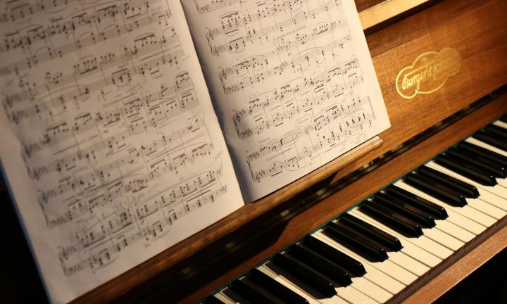 От теории к практике и обратно. Как фундаментальные знания помогают музыкантам творить?