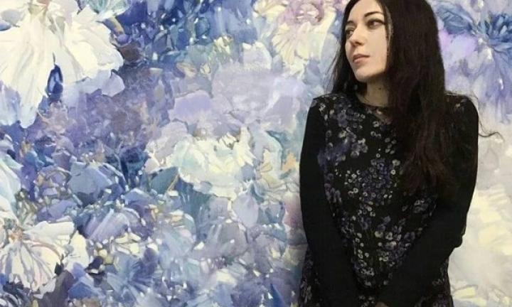 На языке цветов. Художница Наталья Пронина пишет полотна, которые цветут
