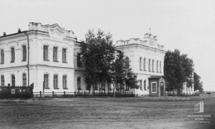 Символ образования и культуры. История Первой Омской гимназии