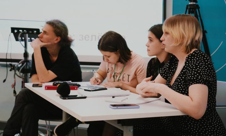 Илон Маск хороший или плохой? Как прошла дискуссионная школа «ЛЭТО»