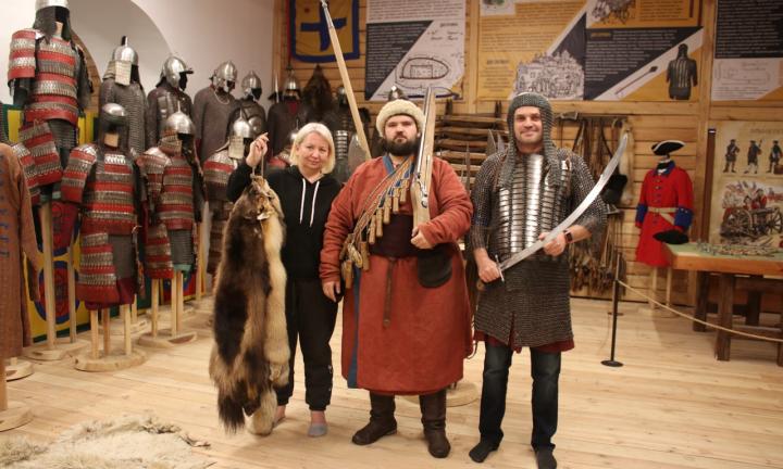 Уличные площадки, экскурсии, спектакли: май в Омской крепости