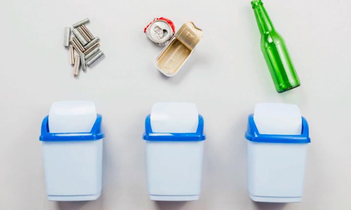 Экомастерская устанавливает по городу контейнеры для сортировки макулатуры