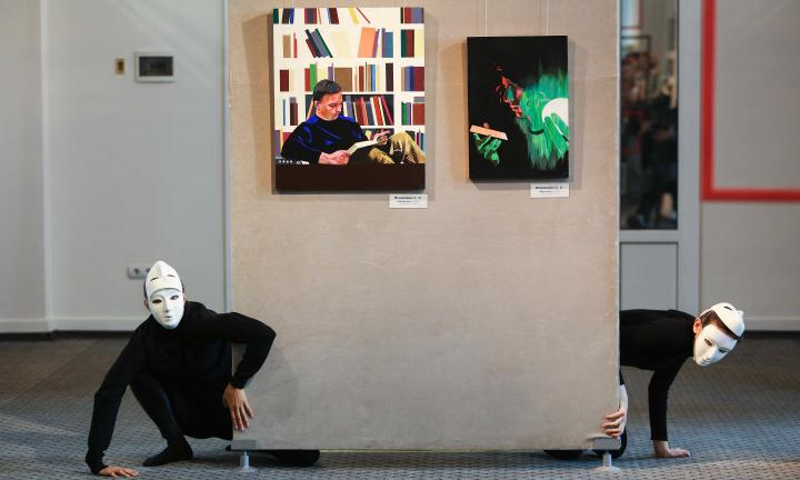 Нужна для развития художественного сообщества, для отображения жизни: участница III областной выставки-конкурса молодых художников