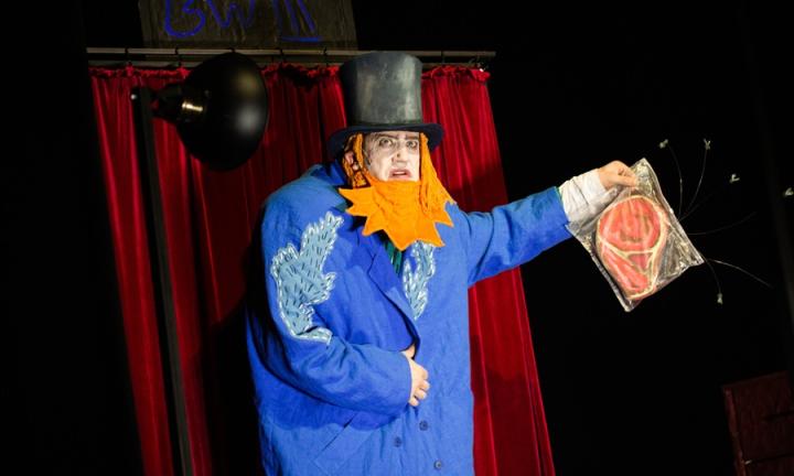 Если ты Бяк, то это не точно: какой получилась новая премьера омского ТЮЗа