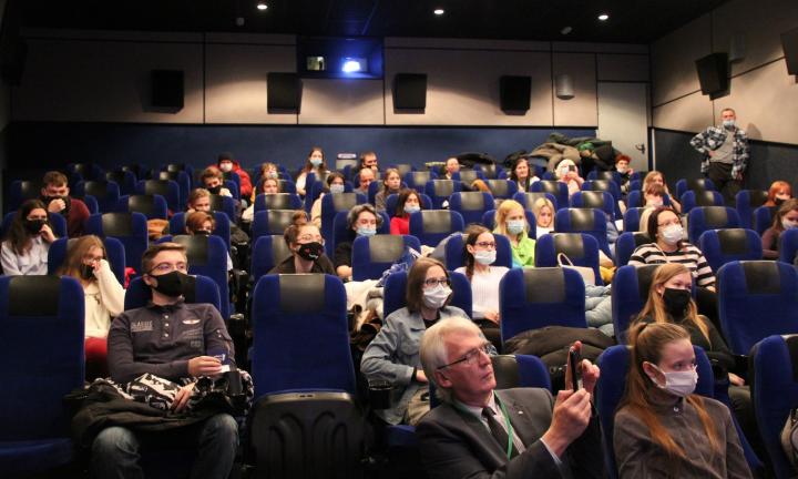 Организаторы фестиваля документального кино «Сибирь» ищут волонтёров