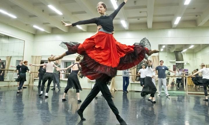 В Омске покажут новую «Кармен» с 160 костюмами и 17-метровыми декорациями