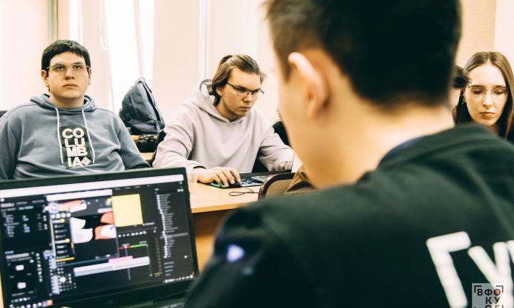 Баттл аграриев, переработка одежды, медиашкола — обзор омских студпроектов, получивших госфинансирование