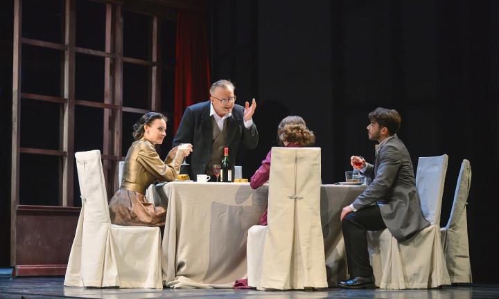 Драмтеатр открывает набор детей на обучение в театральную школу