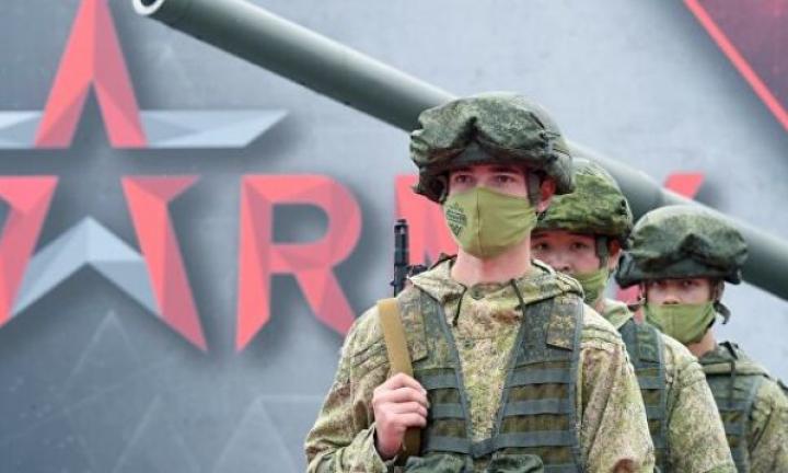 Модуль для захвата космического мусора, электроскутер и экоёмкость: ОмГТУ на форуме «Армия-2021»