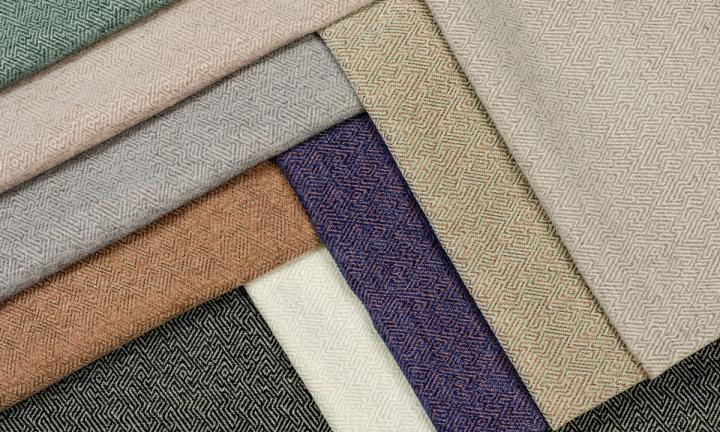 Студентка Омского политеха работает над приложением для проверки качества ткани